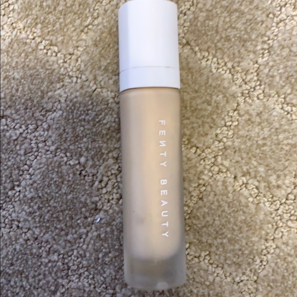 (Used once) Fenty Beauty Foundation